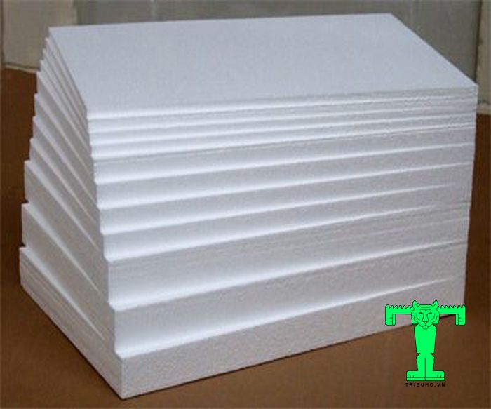 Tấm xốp cách nhiệt EPS có cấu tạo từ nhiều hạt xốp hơi. Chúng được liên kết với nhau dạng tổ ong kín mạch Tấm xốp cách nhiệt EPS có cấu tạo từ nhiều hạt xốp hơi. Chúng được liên kết với nhau dạng tổ ong kín mạch